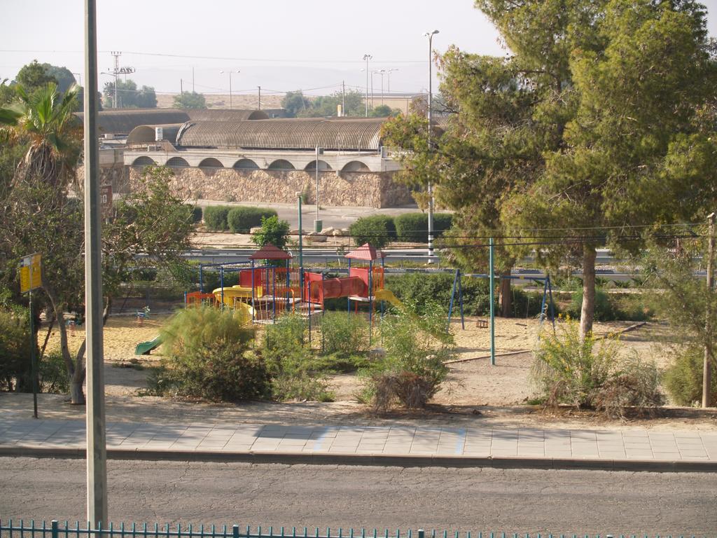 Zimmer Arad Dead Sea, Big And Confortabוl Apartment, Logic Cost - במחיר שפוי Eksteriør billede